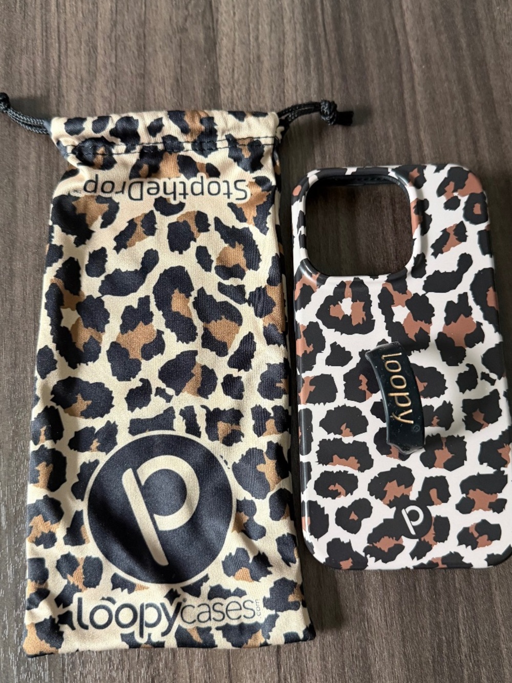 Loopy Case Original Leopard Matte Edition Righty iPhone 14 Pro Case 6.1" Screen